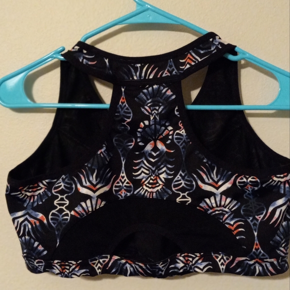 LIVI 18/20 SPORTS BRA - Picture 2 of 5